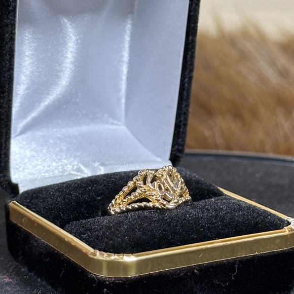 Love Heart Ring - Picture 4 of 4